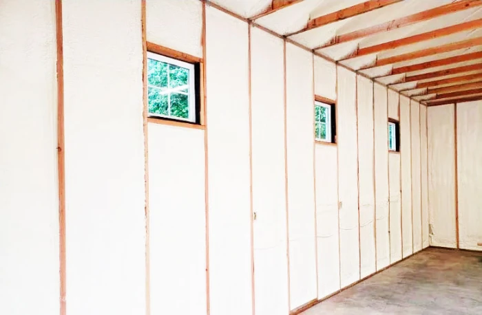 How Insulation Helps Stop Drafts in Commercial Buildings How Insulation Helps Stop Drafts in Commercial Buildings